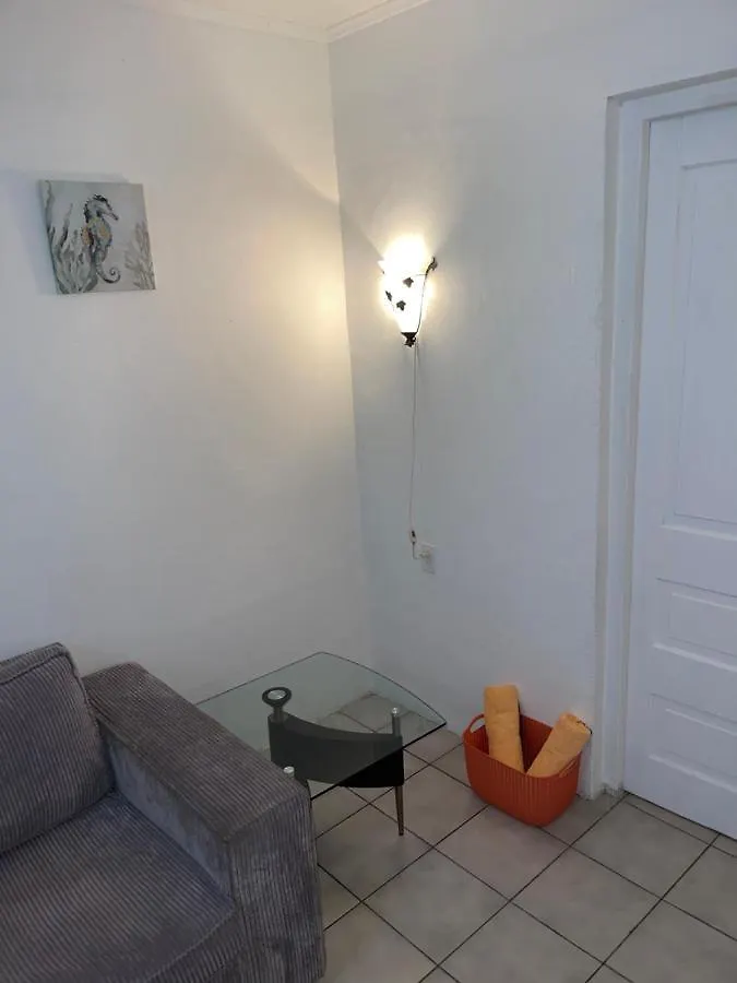 Cozy Home Willemstad Apartmán